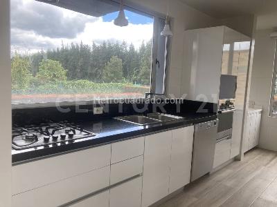 Casa de 4 alcobas en venta en Tocarinda, Cajicá, 650 m² · foto 6 de 19