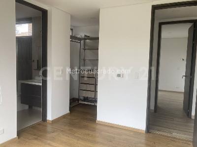 Casa de 4 alcobas en venta en Tocarinda, Cajicá, 650 m² · foto 8 de 19