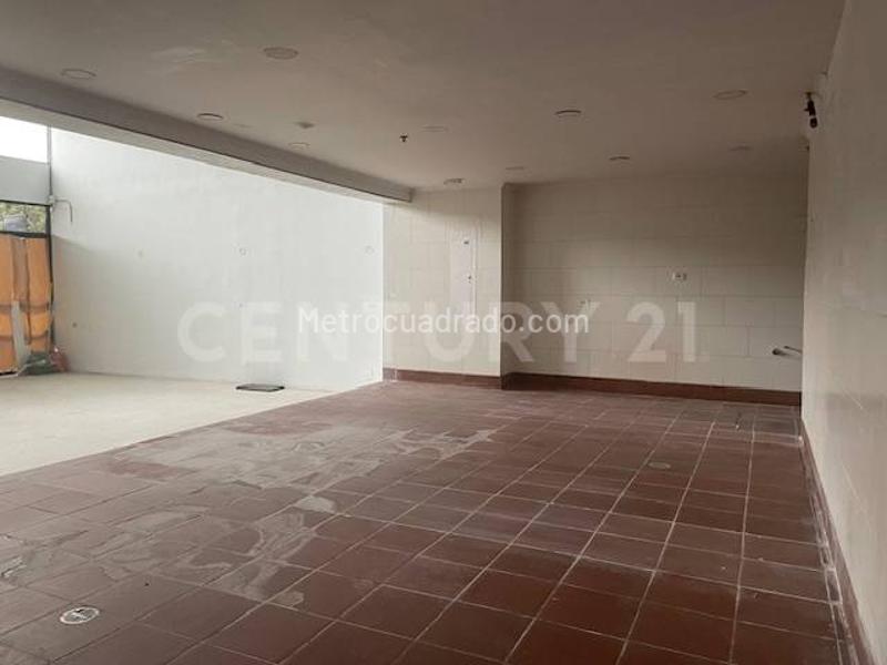 Local Comercial en Arriendo, Plaza Mayor, Chía - Mehr