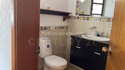 Casa de 4 alcobas en venta en Camino La Floresta, Chía, 909 m² · foto 9 de 20