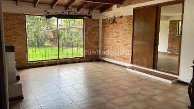 Casa de 4 alcobas en venta en Camino La Floresta, Chía, 909 m² · foto 10 de 20