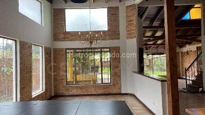 Casa de 4 alcobas en venta en Camino La Floresta, Chía, 909 m² · foto 14 de 20
