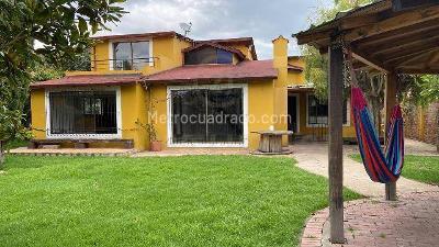 Casa de 4 alcobas en venta en Camino La Floresta, Chía, 909 m² · foto 17 de 20
