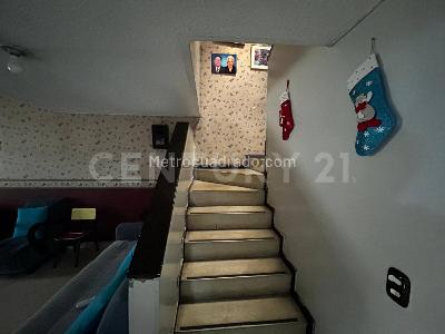 Casa de 4 alcobas en venta en Barrio Aloha Marsella, Bogotá, 140 m² · foto 12 de 13