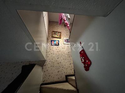 Casa de 4 alcobas en venta en Barrio Aloha Marsella, Bogotá, 140 m² · foto 5 de 13
