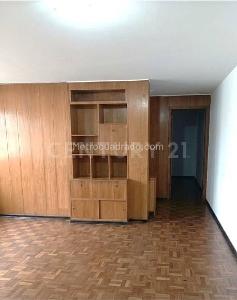 Apartamento de 2 alcobas en venta en Chapinero Central, Bogotá, 93 m² · foto 2 de 14