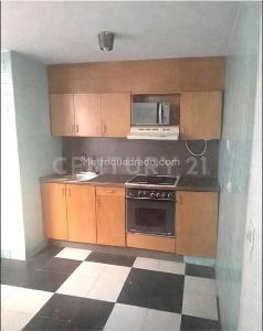 Apartamento de 2 alcobas en venta en Chapinero Central, Bogotá, 93 m² · foto 6 de 14