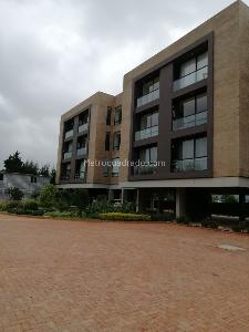 Apartamento de 1 alcoba en venta en Seniors Suites Guaymaral, Chía, 62 m² · foto 1 de 11