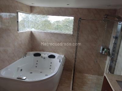 Casa de 5 alcobas en venta en Cerros De Yerbabuena, Chía · foto 16 de 20