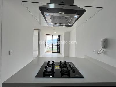 Apartamento de 2 alcobas en venta en La Salle, Bogotá, 54 m² · foto 2 de 14