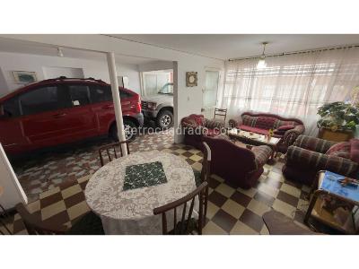 Casa en venta en Puente Aranda, Bogotá · foto 3 de 14