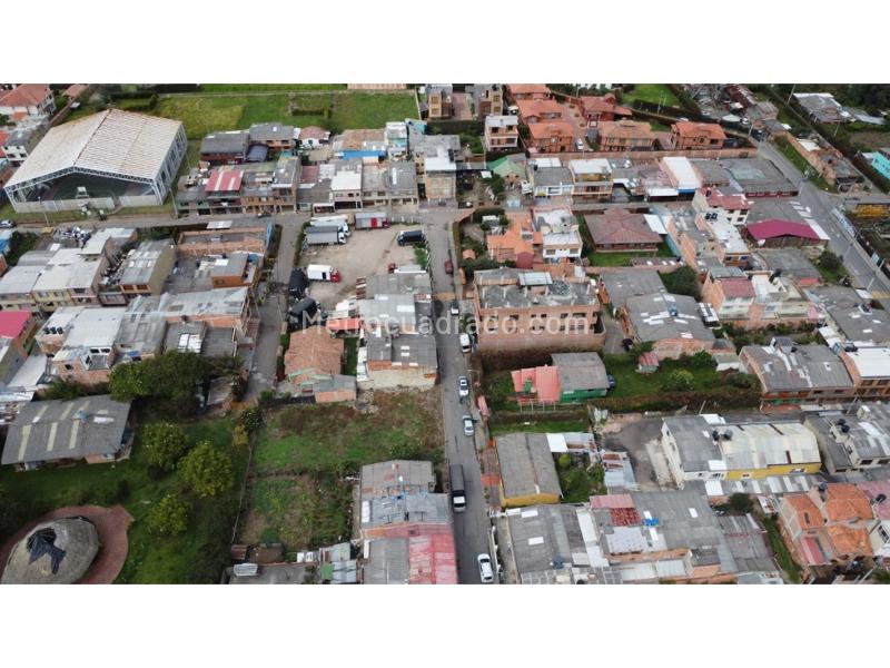 Lote en Venta, Puente Vargas, Cajicá - Más