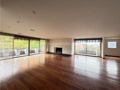 Apartamento de 2 alcobas en venta en La Cabrera, Bogotá, 249 m² · foto 12 de 20