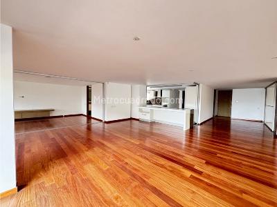 Apartamento de 2 alcobas en venta en La Cabrera, Bogotá, 249 m² · foto 13 de 20