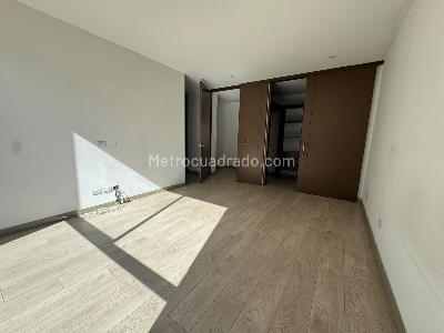 Apartamento de 1 alcoba en venta en Parque Del Virrey, Bogotá, 82 m² · foto 12 de 14