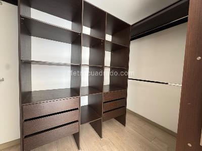 Apartamento de 1 alcoba en venta en Parque Del Virrey, Bogotá, 82 m² · foto 13 de 14