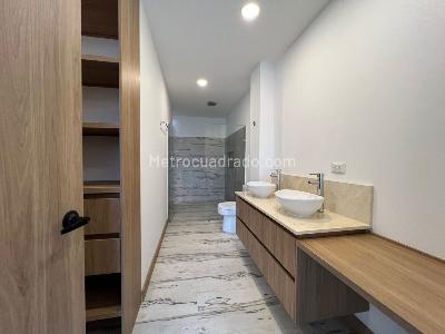 Casa de 3 alcobas en venta en El Jordan, Armenia, 338 m² · foto 10 de 20