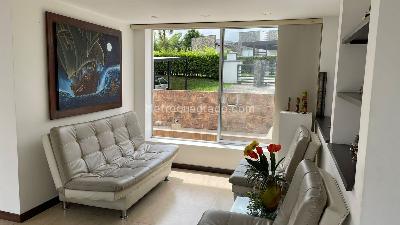 Casa de 5 alcobas en venta en Cr Pontevedra, Armenia, 1761 m² · foto 11 de 14