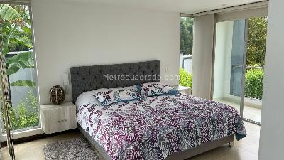 Casa de 5 alcobas en venta en Cr Pontevedra, Armenia, 1761 m² · foto 3 de 14