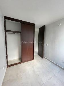 Apartamento en venta en Armenia, Armenia · foto 3 de 9
