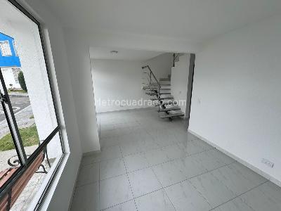 Casa de 4 alcobas en venta en Armenia, Armenia, 120 m² · foto 2 de 19