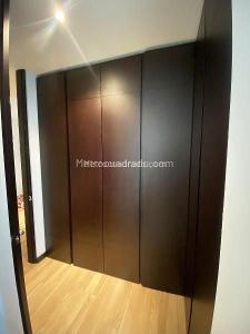 Apartamento de 3 alcobas en venta en Santa Barbara, Bogotá, 128 m² · foto 10 de 16