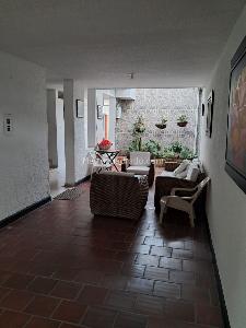 Casa de 3 alcobas en venta en Provenza, Bucaramanga, 336 m² · foto 3 de 12