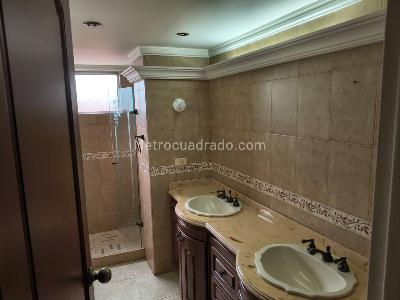 Apartamento en venta en Centro, Pereira · foto 13 de 16
