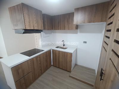 Apartamento de 2 alcobas en venta en Centro Las Aguas, Bogotá, 48 m² · foto 4 de 11