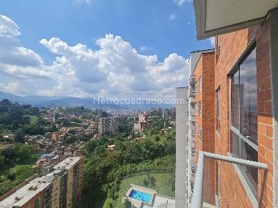 Apartamento de 3 alcobas en venta en Camino Verde, Envigado, 85 m² · foto 10 de 18