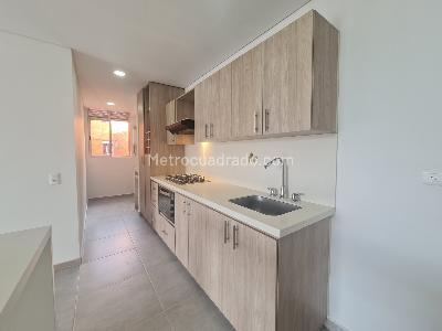 Apartamento de 3 alcobas en venta en Camino Verde, Envigado, 85 m² · foto 15 de 18