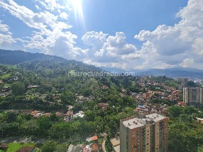 Apartamento de 3 alcobas en venta en Camino Verde, Envigado, 85 m² · foto 5 de 18