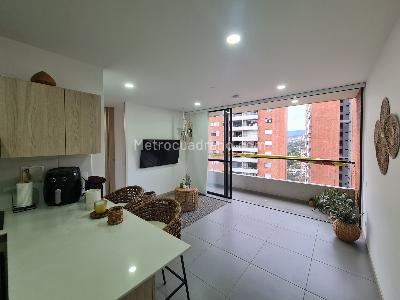 Apartamento de 2 alcobas en venta en Loma De Las Brujas, Envigado, 62 m² · foto 10 de 20