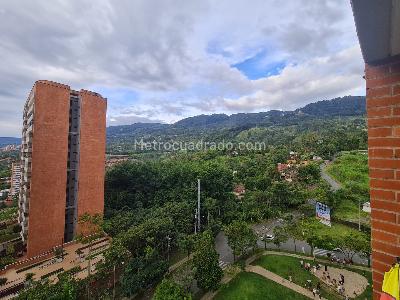 Apartamento de 2 alcobas en venta en Loma De Las Brujas, Envigado, 62 m² · foto 12 de 20