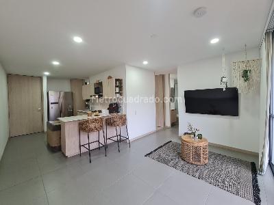 Apartamento de 2 alcobas en venta en Loma De Las Brujas, Envigado, 62 m² · foto 15 de 20