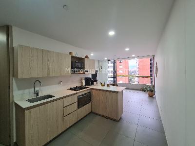 Apartamento de 2 alcobas en venta en Loma De Las Brujas, Envigado, 62 m² · foto 17 de 20