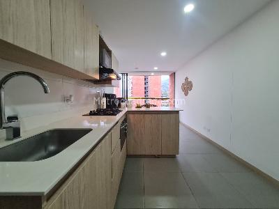 Apartamento de 2 alcobas en venta en Loma De Las Brujas, Envigado, 62 m² · foto 19 de 20