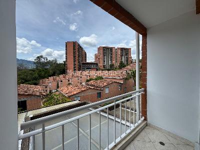 Casa de 3 alcobas en venta en Belen La Mota, Medellín, 150 m² · foto 12 de 19