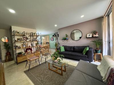 Apartamento en venta en Laureles, Medellín · foto 8 de 17