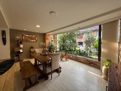 Casa de 3 alcobas en venta en Poblado La Frontera, Medellín, 300 m² · foto 3 de 20
