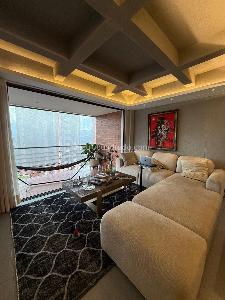 Apartamento de 2 alcobas en venta en El Poblado El Tesoro, Medellín, 118 m² · foto 5 de 11
