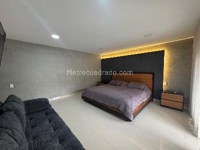 Casa de 3 alcobas en venta en Loma De Los Mesa, Envigado, 168 m² · foto 12 de 18