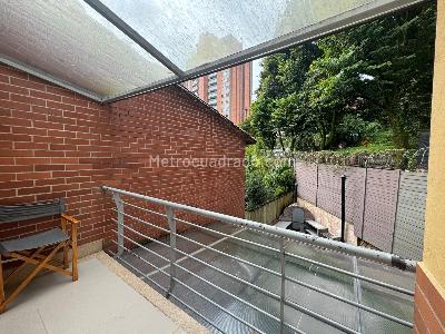 Casa de 3 alcobas en venta en Loma De Los Mesa, Envigado, 168 m² · foto 15 de 18