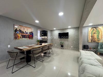 Casa de 3 alcobas en venta en Loma De Los Mesa, Envigado, 168 m² · foto 3 de 18