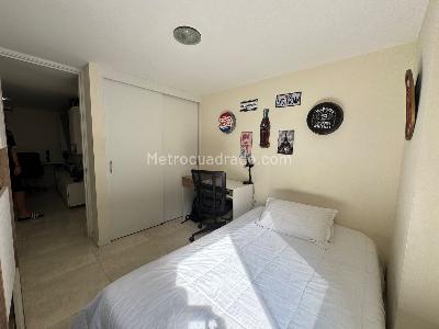 Apartamento de 3 alcobas en venta en Los Colores, Medellín, 96 m² · foto 13 de 18