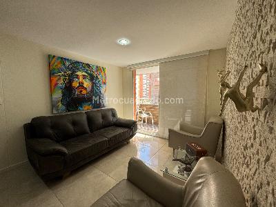 Apartamento de 3 alcobas en venta en Los Colores, Medellín, 96 m² · foto 6 de 18