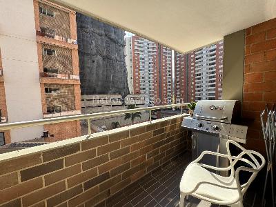 Apartamento de 3 alcobas en venta en Los Colores, Medellín, 96 m² · foto 8 de 18