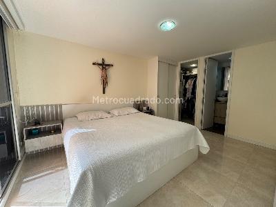 Apartamento de 3 alcobas en venta en Los Colores, Medellín, 96 m² · foto 9 de 18