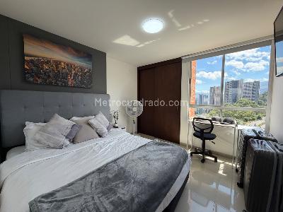 Apartamento de 2 alcobas en venta en Alto De Las Palmas, Medellín, 77 m² · foto 11 de 14