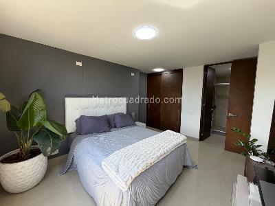 Apartamento de 2 alcobas en venta en Alto De Las Palmas, Medellín, 77 m² · foto 9 de 14